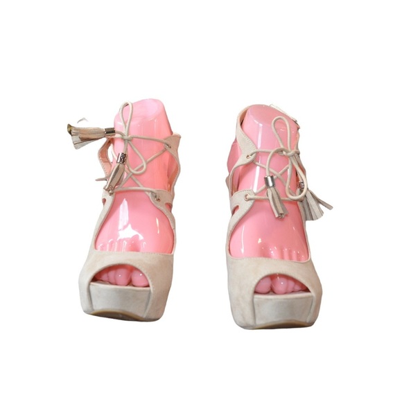 Guess beige Lace Up heels - Picture 1 of 6